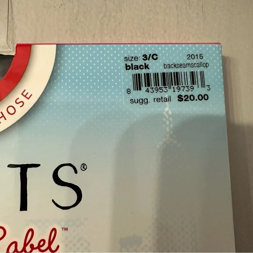 Assets Red Hot Label by SPANX Black Textured Scalloped Backseam Sheers Sz 3C NWT